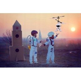 Jucarie interactiva MalPlay Robot zburator incarcabil cu USB telecomanda si lumini